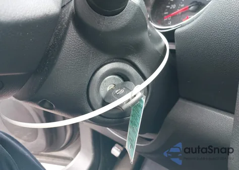 2014 Nissan Rogue Select S z USA, uszkodzony, nr VIN JN8AS5MT7EW603620